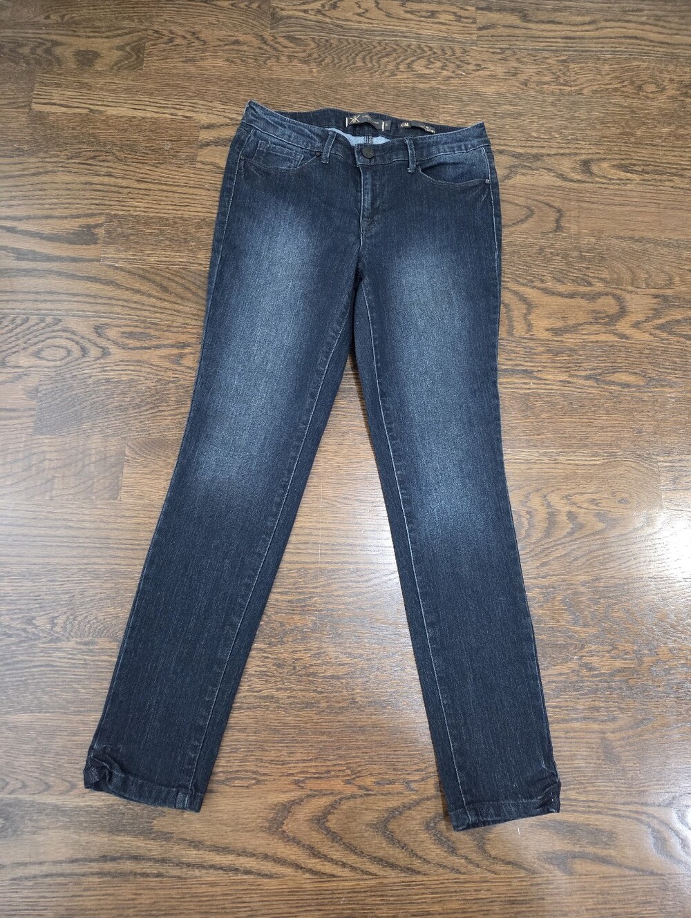 Kardashian Premium Denim Dark Blue Skinny Jeans Sz.8 Missy